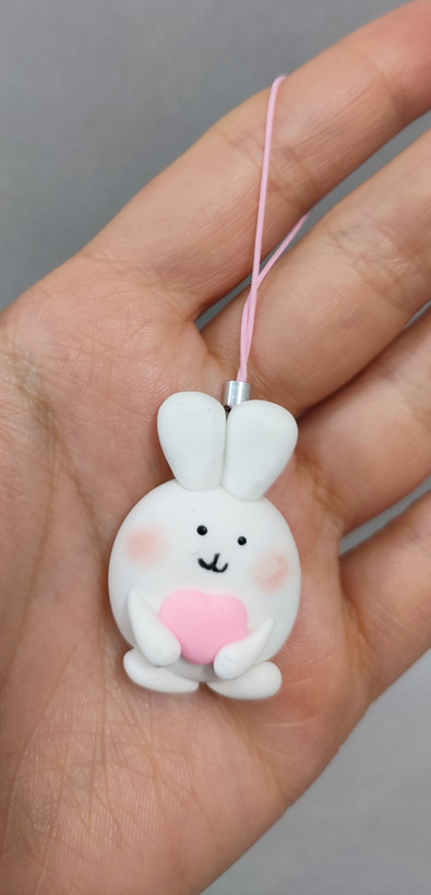 آویز دستساز فلش و گوشی نشکن طرح خرگوش🐰