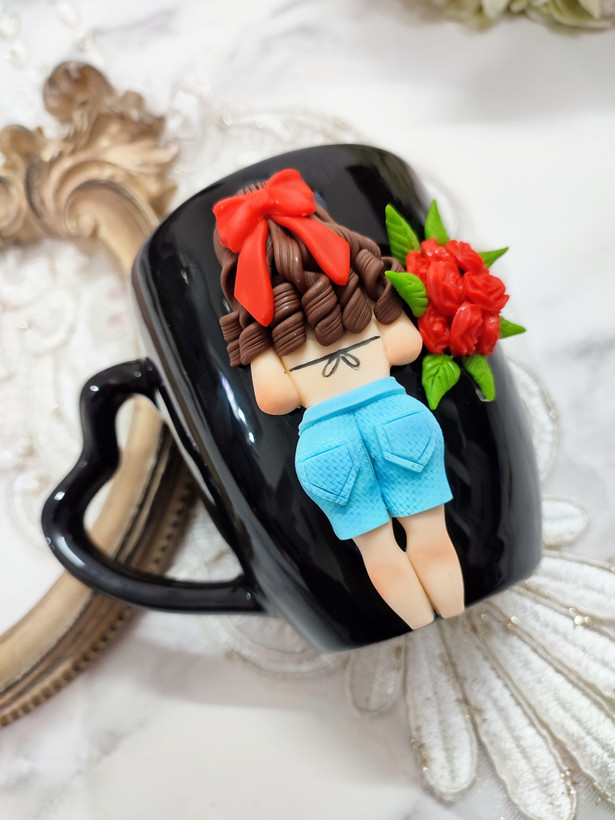 ماگ دستساز عروسکی دخترانه برجسته